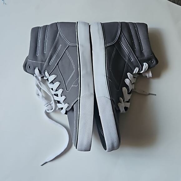 Airwalk gray Men  shoes sneakers high top Size 8.5 - Picture 5 of 9